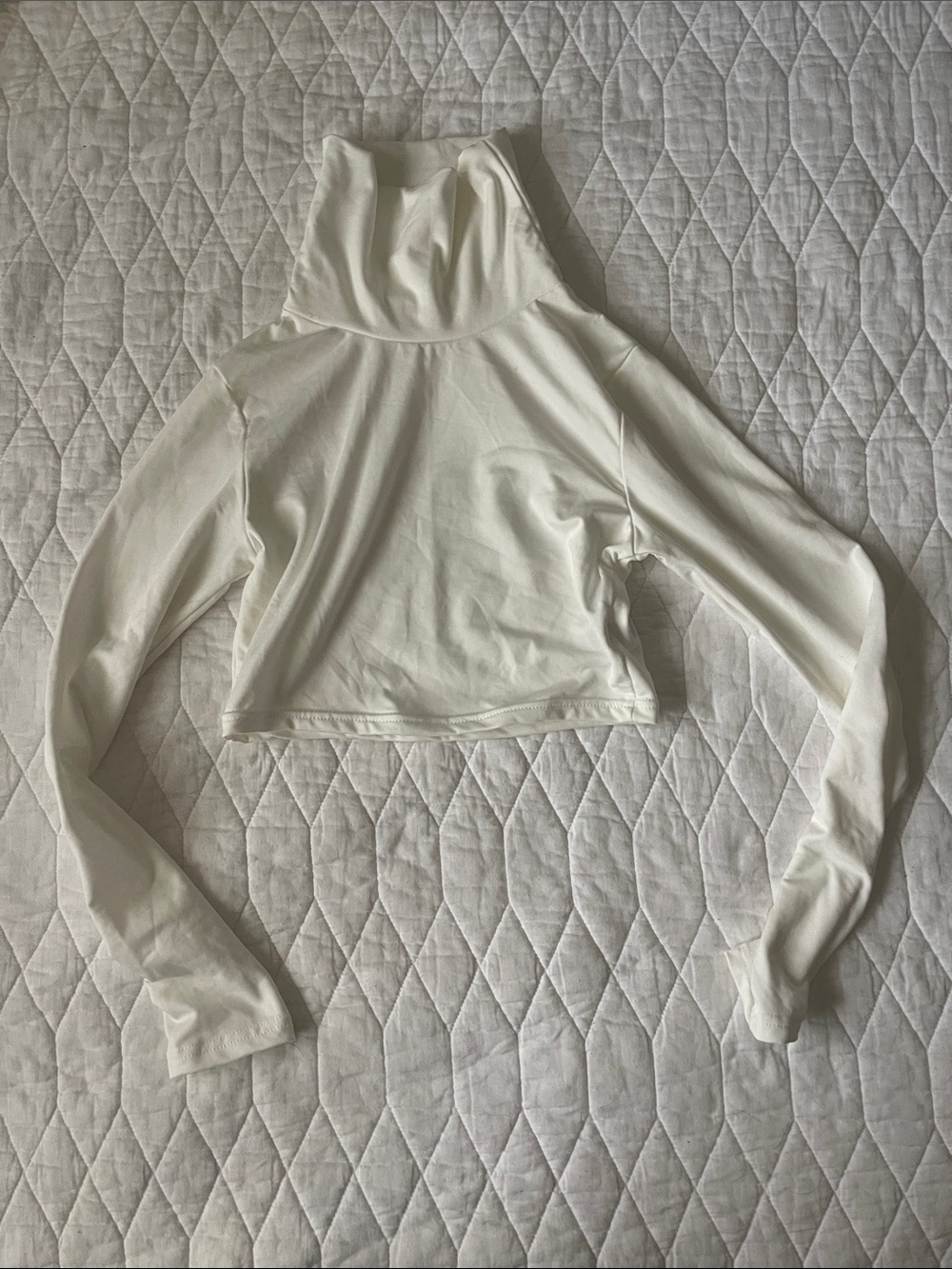 SHEIN White Cropped Long-Sleeve Hooded Top